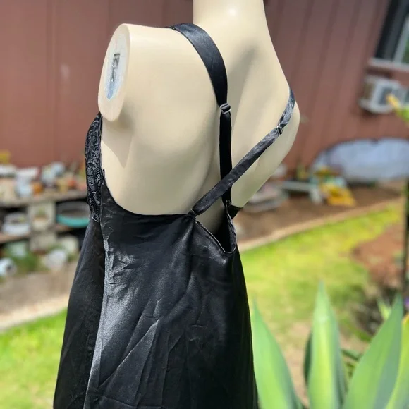 Vintage Oscar De La Renta Black Slip Dress - Picture 3 of 7